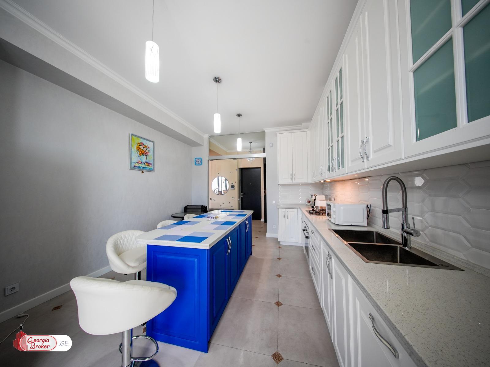 nearly repaired 5-room apartment for sale